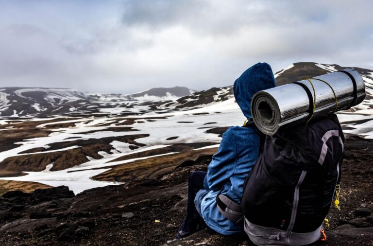 Iceland Solo Travel Guide: Safety, Itineraries & Budget Tips iceland solo travel